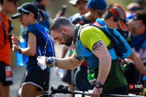 Read more about the article Strategies and Gear for Performing in the Heat